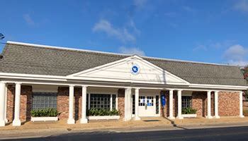 Hancock Whitney Financial Centers and ATMs in Poplarville, MS.